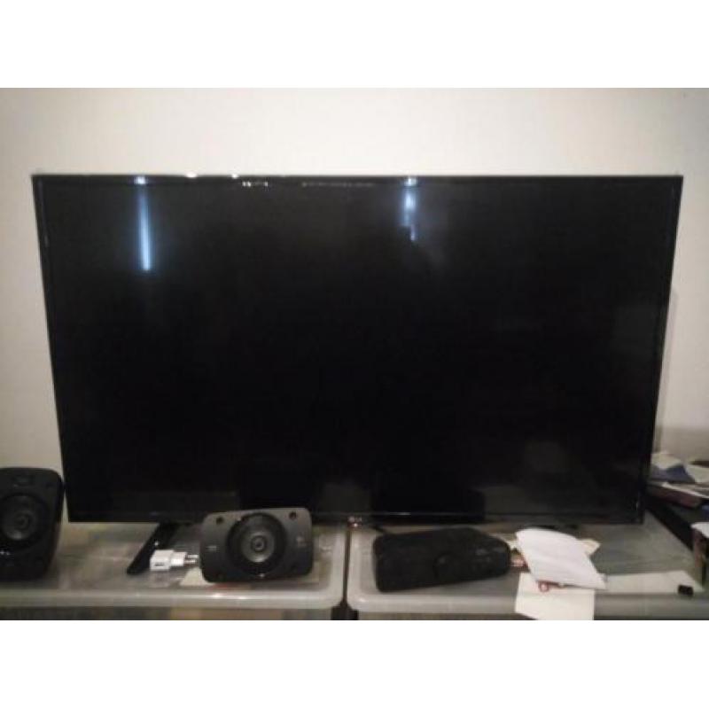 4k smart tv nieuw!! Moet weg