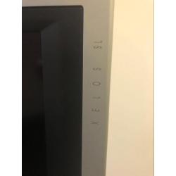 Loewe TV op standaard