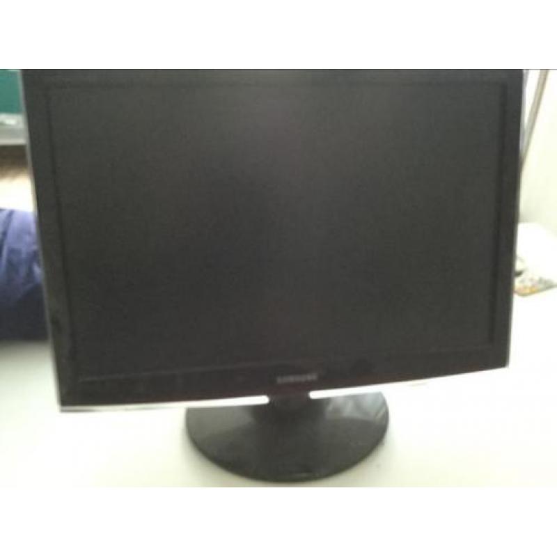 Samsung syncmaster T240HD