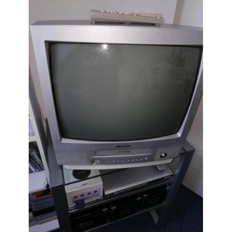 Samsung TV met ingebouwde videorecorder + veel videobanden