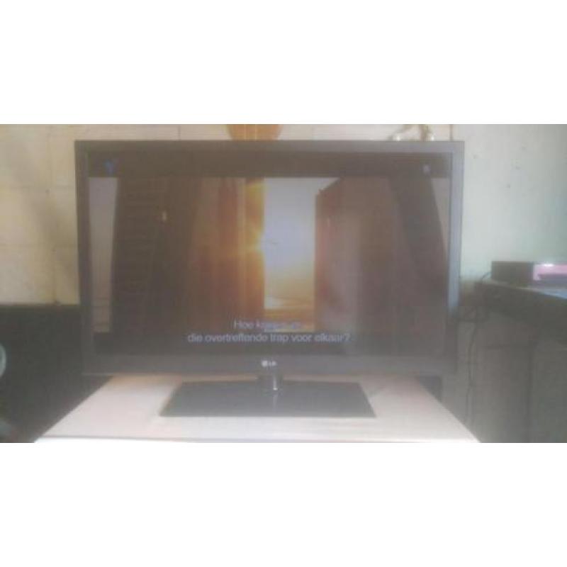 42 inch LG tv