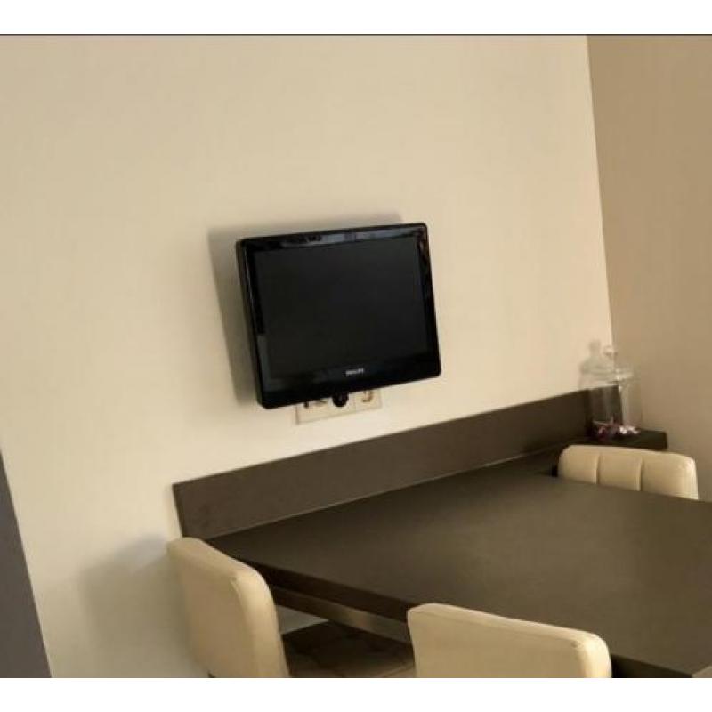 Philips 19 inches TV
