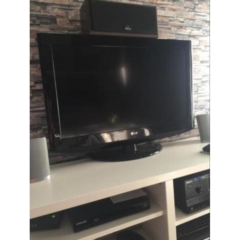 LG 32 inc tv met afstandsbediening