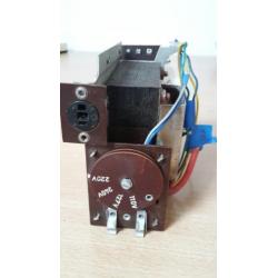 Voedingstrafo 195V bij 100mA. 6.3V bij 2.4A