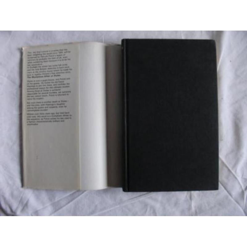 Agatha Christie - Curtain, Poiret's last case (1e druk)