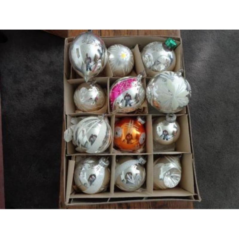 Oude Kerstballen met Deuk Piek