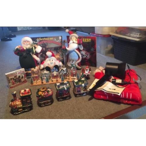 Veel kerstspullen/cd/platen/laserlamp etc(ook apart te koop)