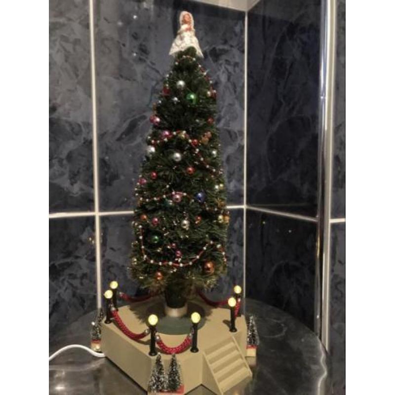 Lemax Lighted Musical Christmas Tree