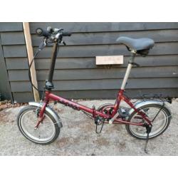 Nieuwe vouwfiets met 3 versnellingen en opbergtas.