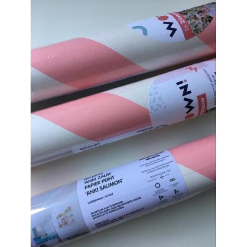 3 rollen WOWN behang, in verpakking, zalm