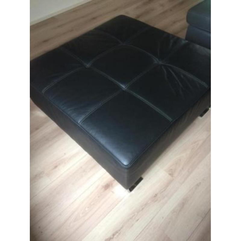 Hocker leer