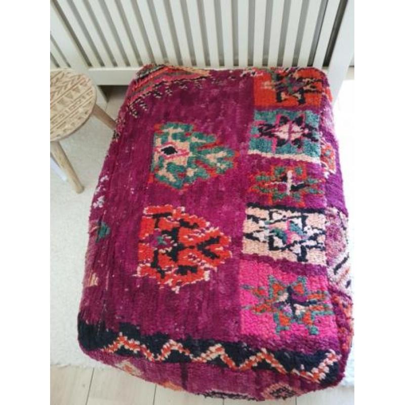 Marokkaans vintage Boujaad poef XXL Deep purple Bohemian