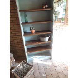 brocante vintage boekenkast showkast buffetkast keukenkast
