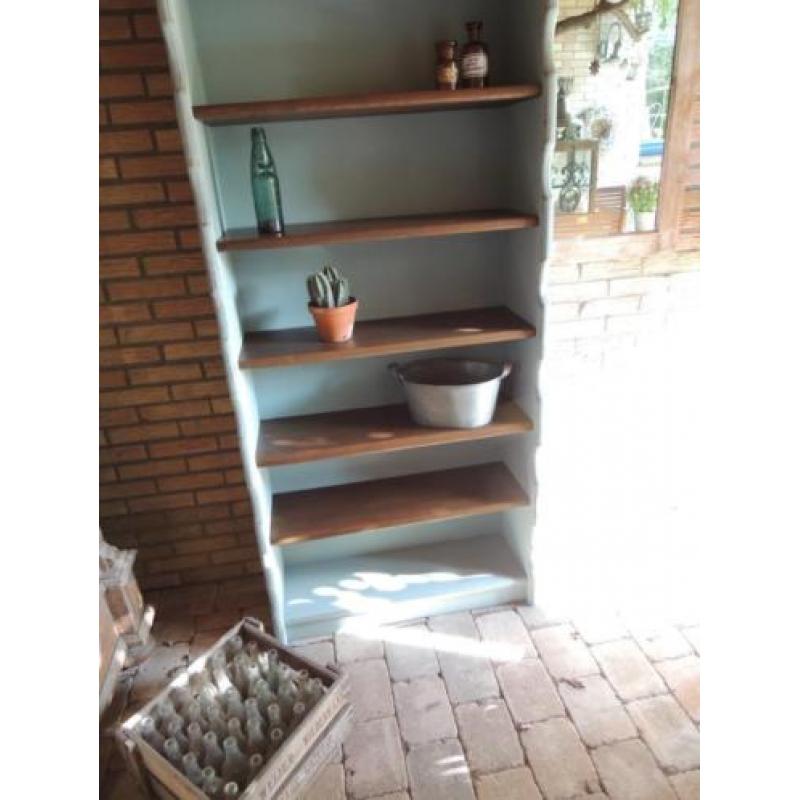 brocante vintage boekenkast showkast buffetkast keukenkast