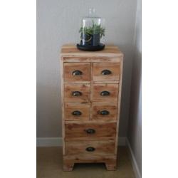Stoere teak ladekast oude kast apothekerskast