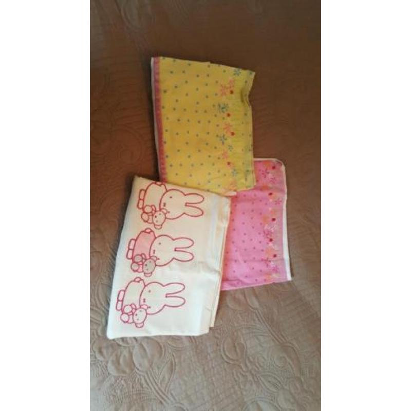 Set babykleding voor meisje mt 50/56