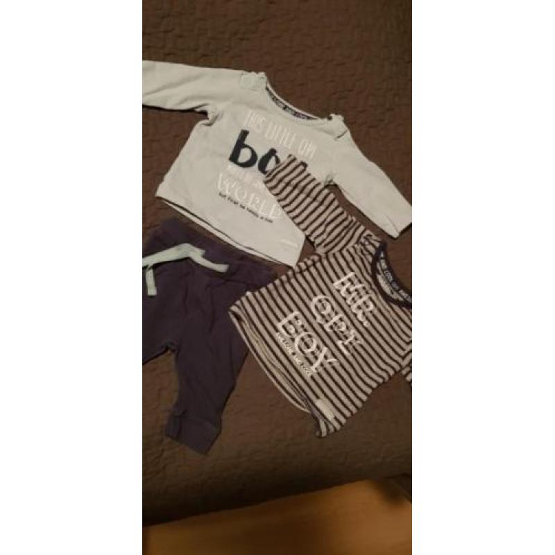 Doos babykleding jongen maat 50