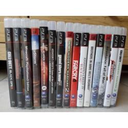PlayStation 3 met 2 controllers en 15 spellen