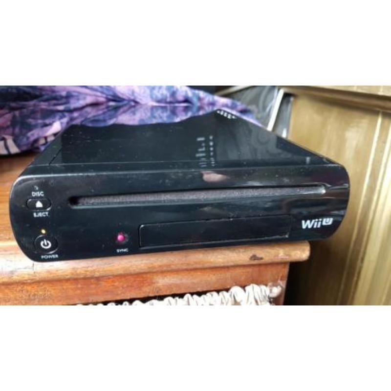 Nintendo WII U met 4 Mario games